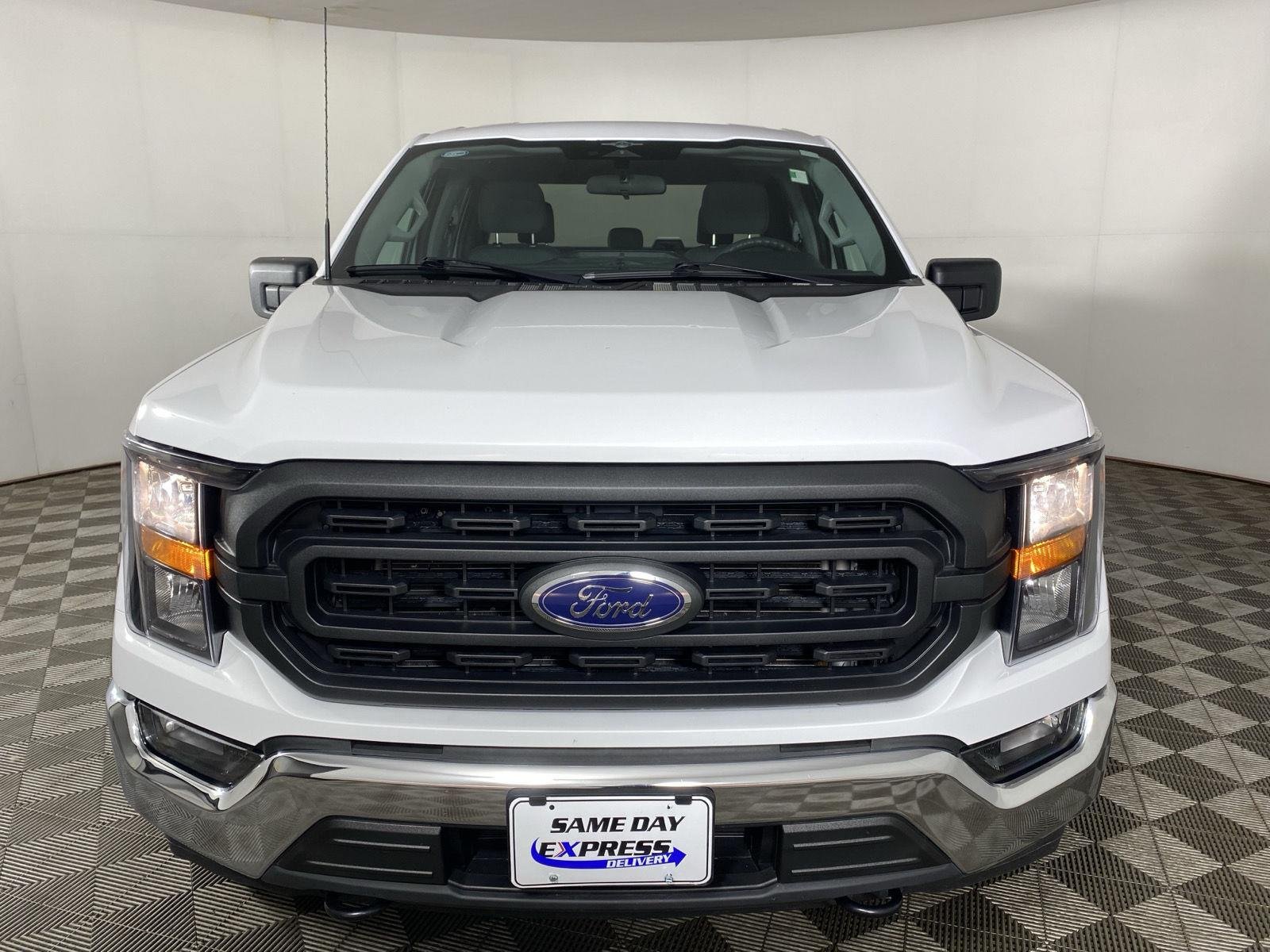 Used 2023 Oxford White Ford XL image 2