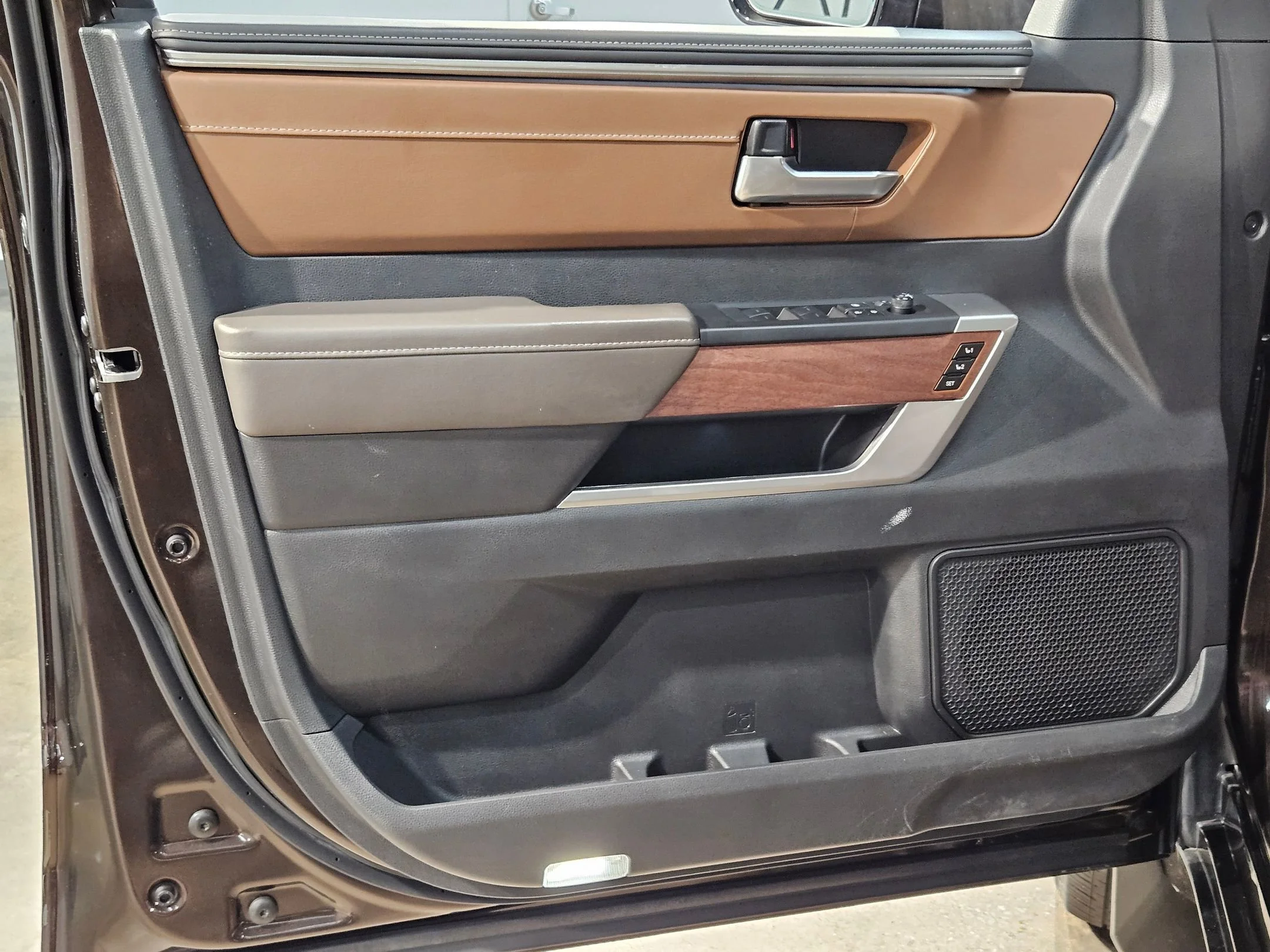 Used 2025 Smoked Mesquite Toyota 1794 Edition image 20