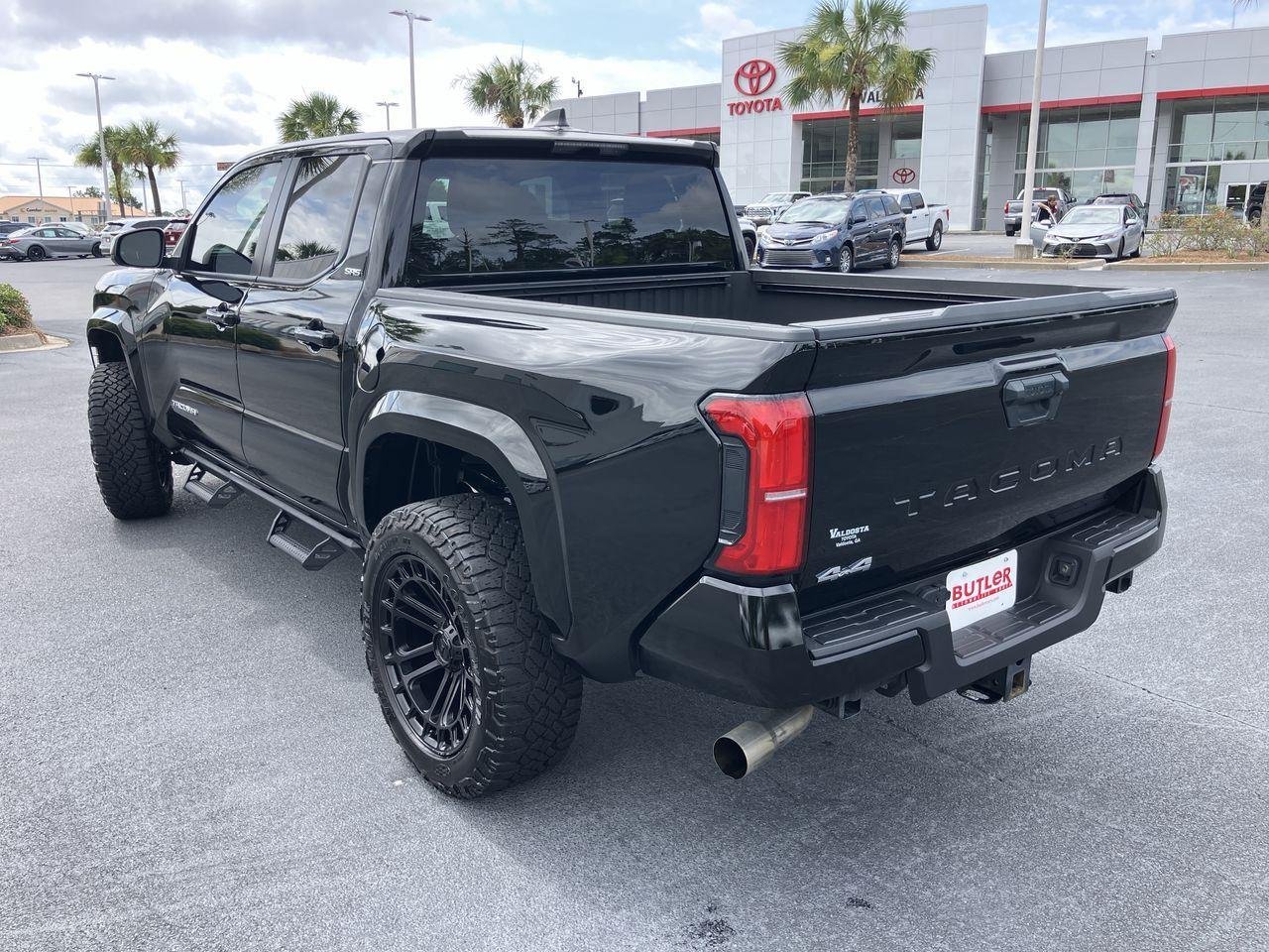 Used 2024 Black Toyota SR5 Double Cab image 3