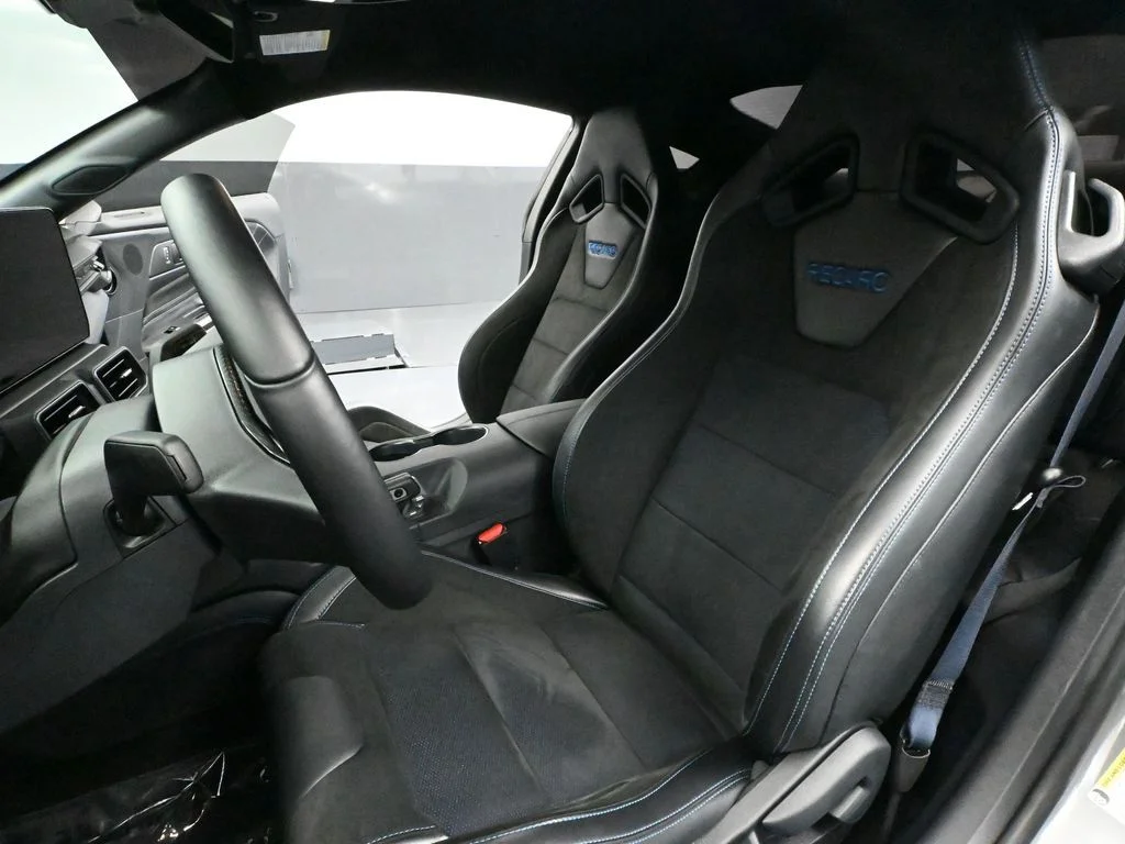 2024 Ford Mustang Dark Horse - Photo 25