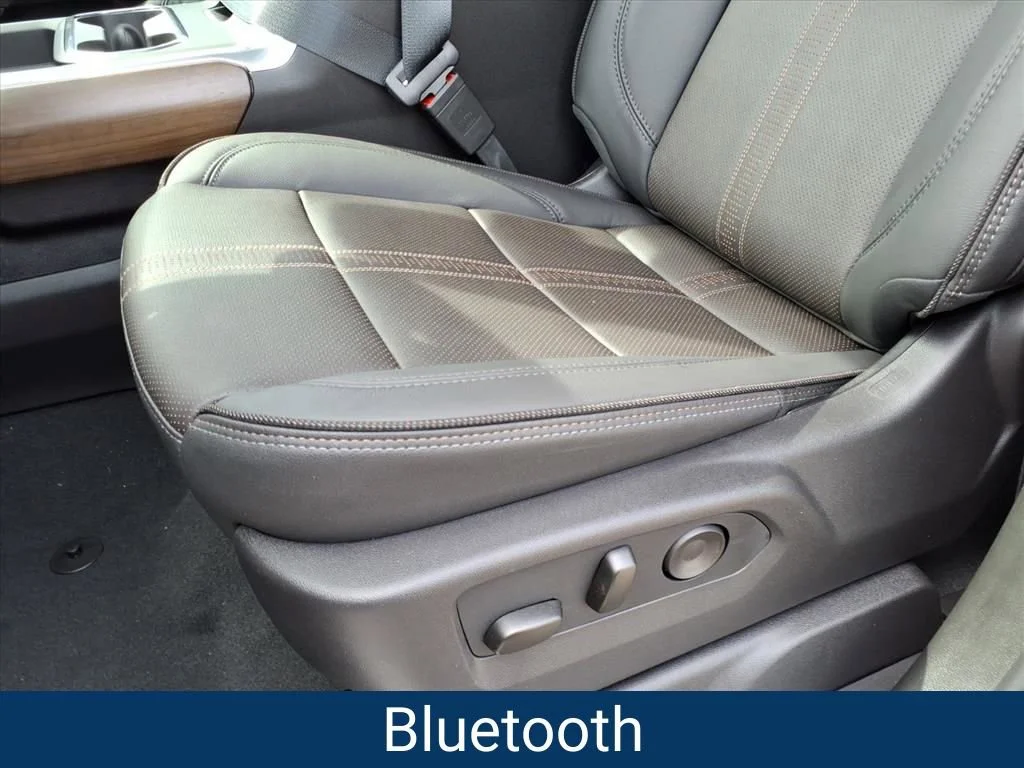 New 2026 Sterling Gray Metallic Chevrolet High Country image 17