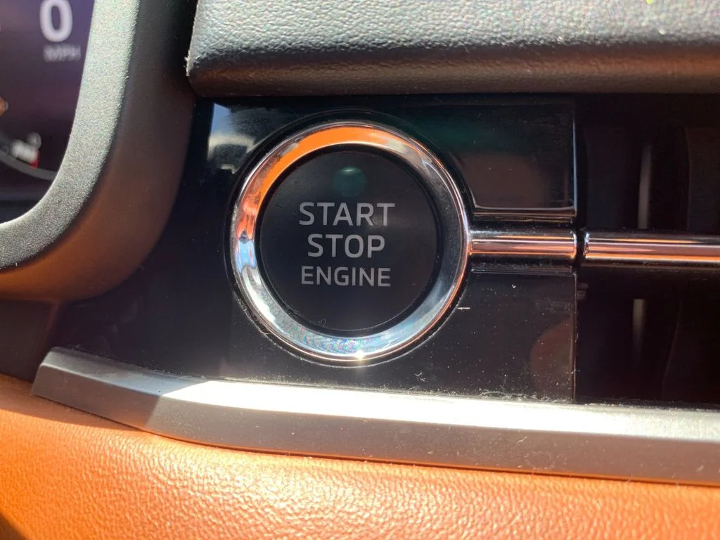 Used 2022 Black Mitsubishi SEL image 28