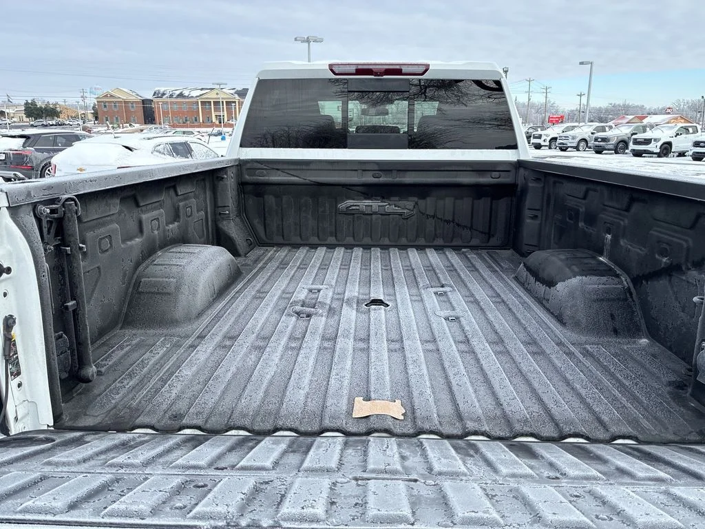 Used 2024 White GMC AT4 image 20