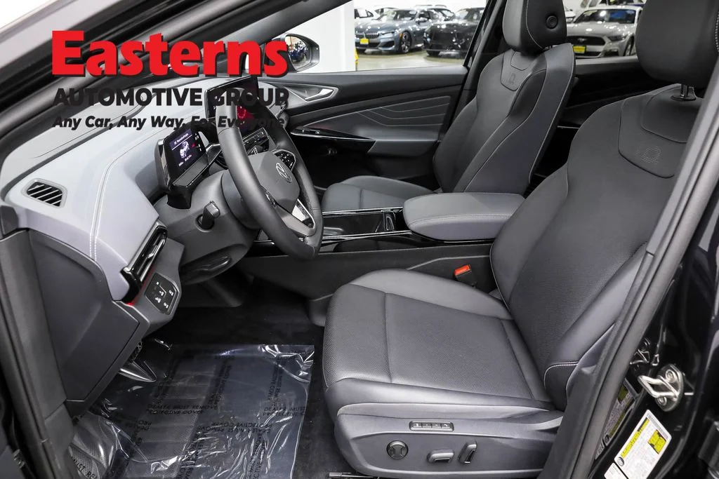 Used 2024 Black Volkswagen S image 14