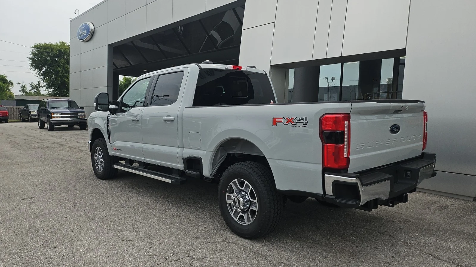 New 2026 Avalanche Ford Lariat 4WD image 3