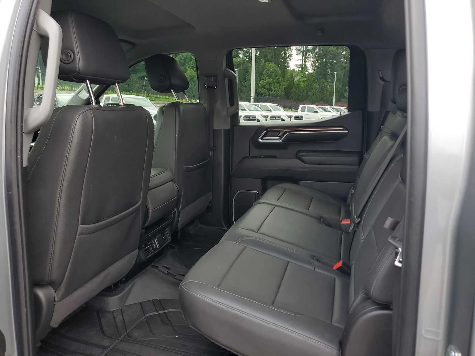 Used 2024 Sterling Gray Metallic Chevrolet LT image 12