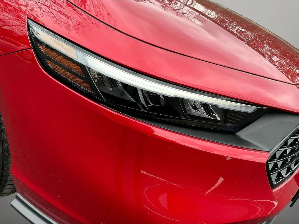 New 2026 Radiant Red Metallic Honda SE image 31