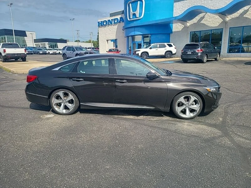 Used 2018 Brown Honda Touring 2.0T image 6