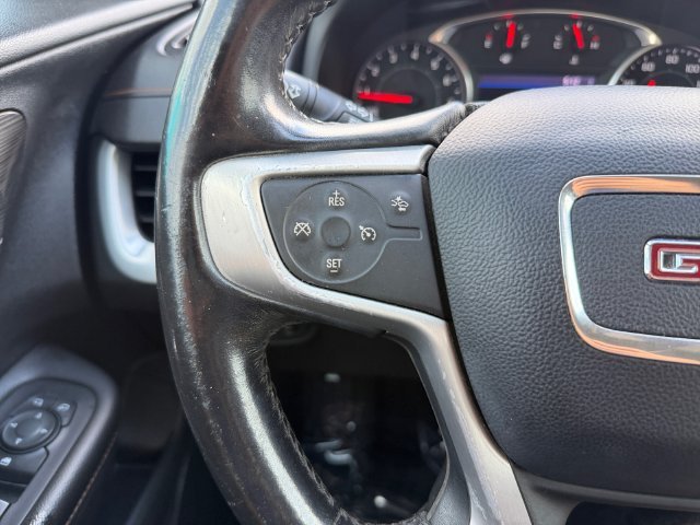 Used 2020 Black GMC SLT image 23