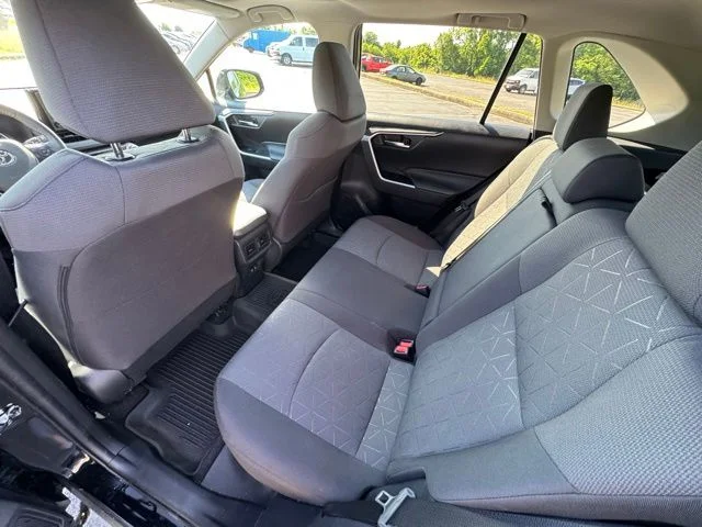 Used 2020 Midnight Black Metallic Toyota XLE image 14