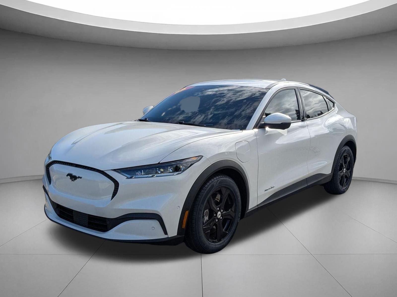 2022 Ford Mustang Mach-E Select RWD