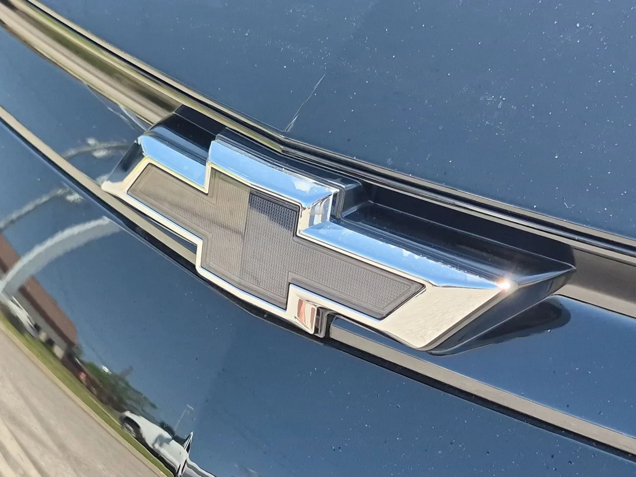 New 2027 Mosaic Black Metallic Chevrolet RS image 30