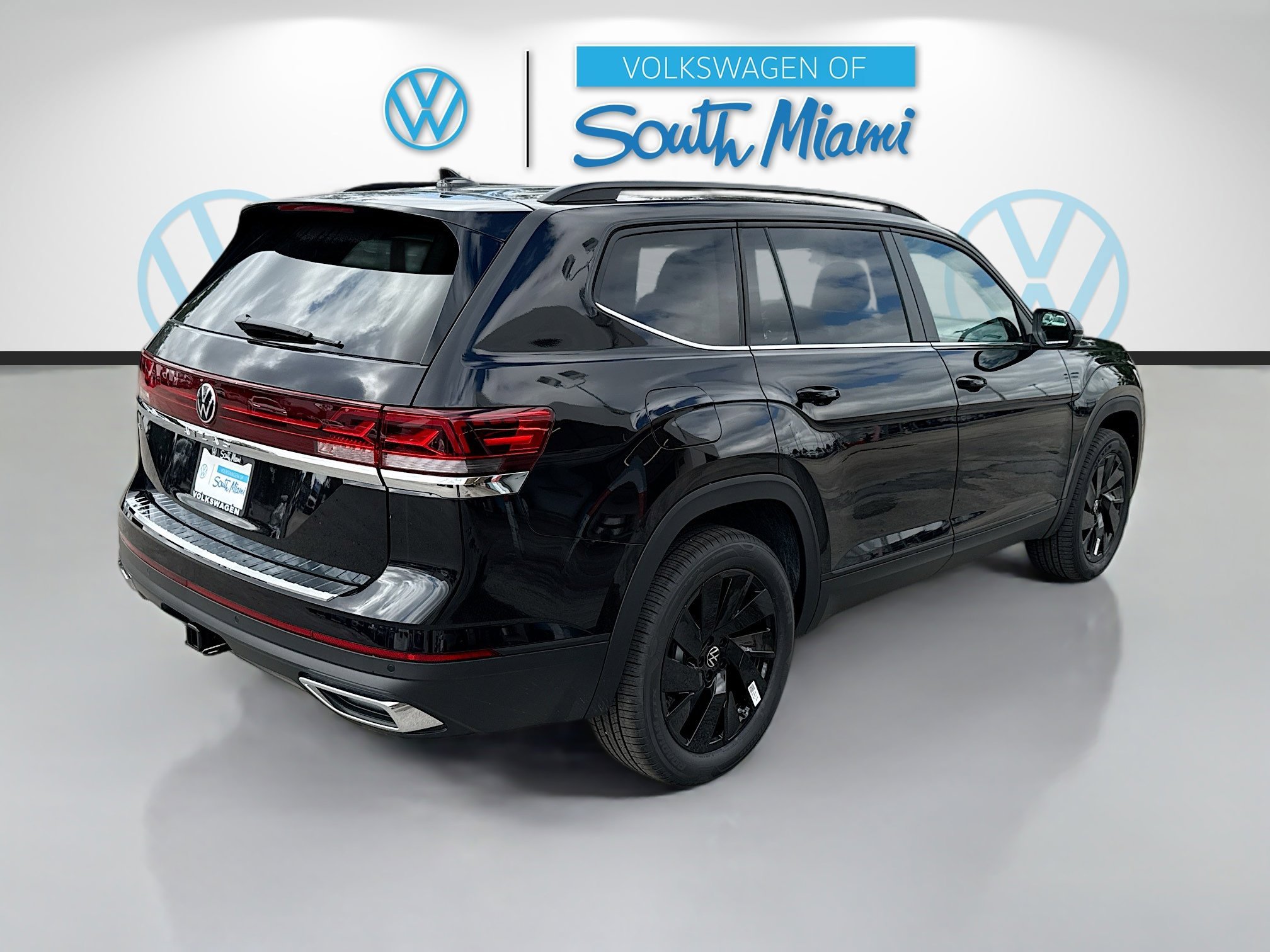 2026 Volkswagen Atlas SE w/Tech - Photo 7