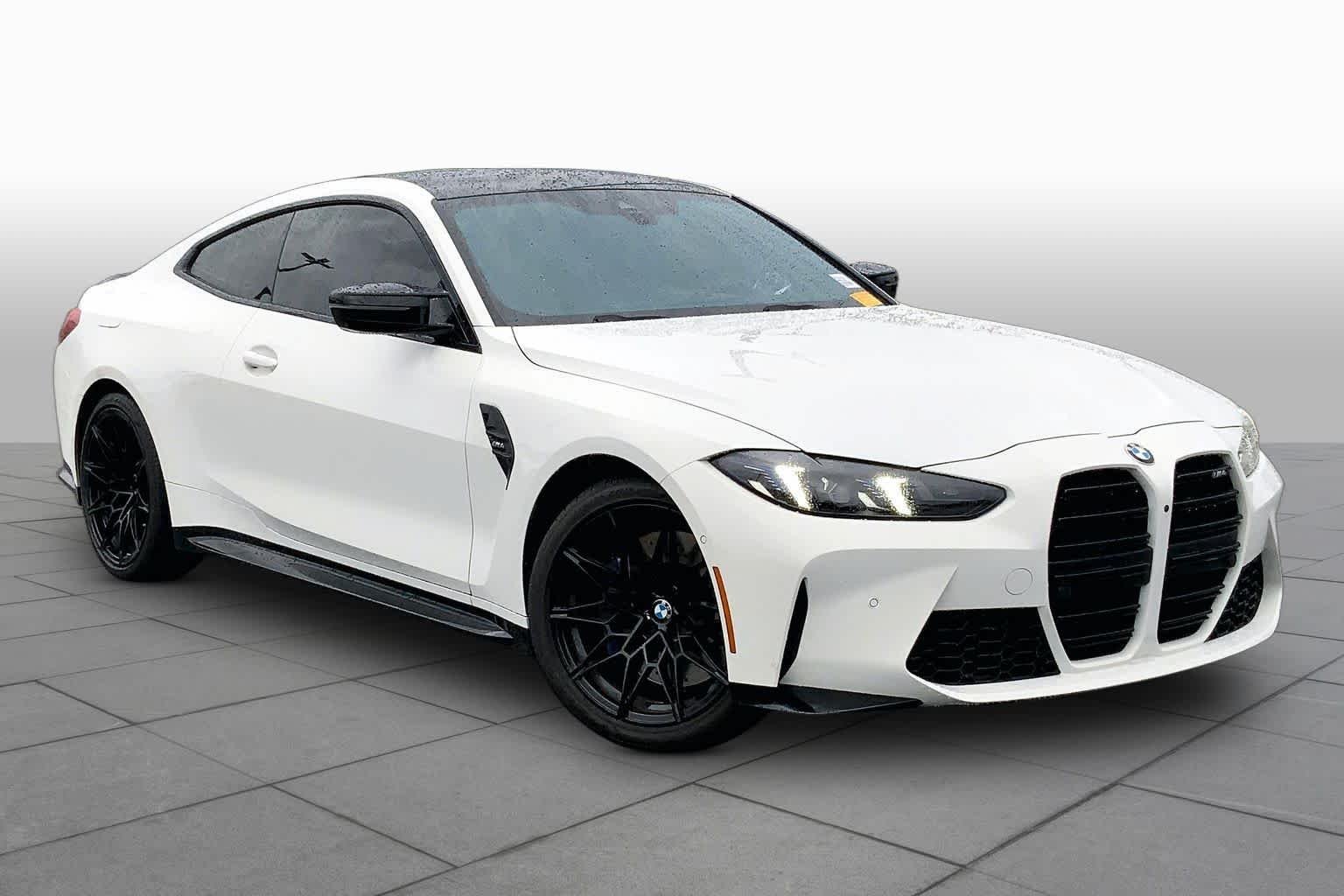 Used 2025 Alpine White BMW  image 3