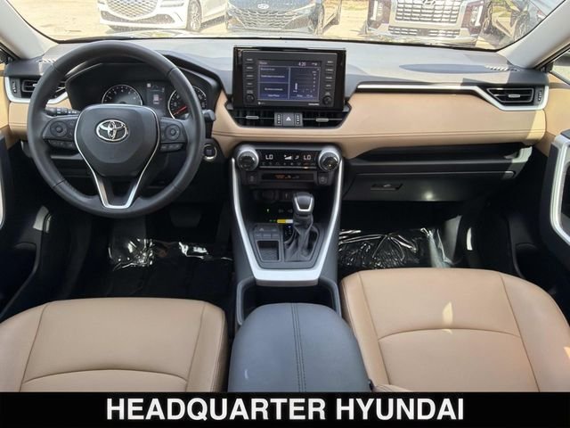 Used 2022 Blue Toyota XLE Premium image 20