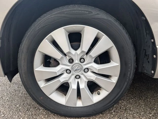Used 2011 Silver Acura Base image 28
