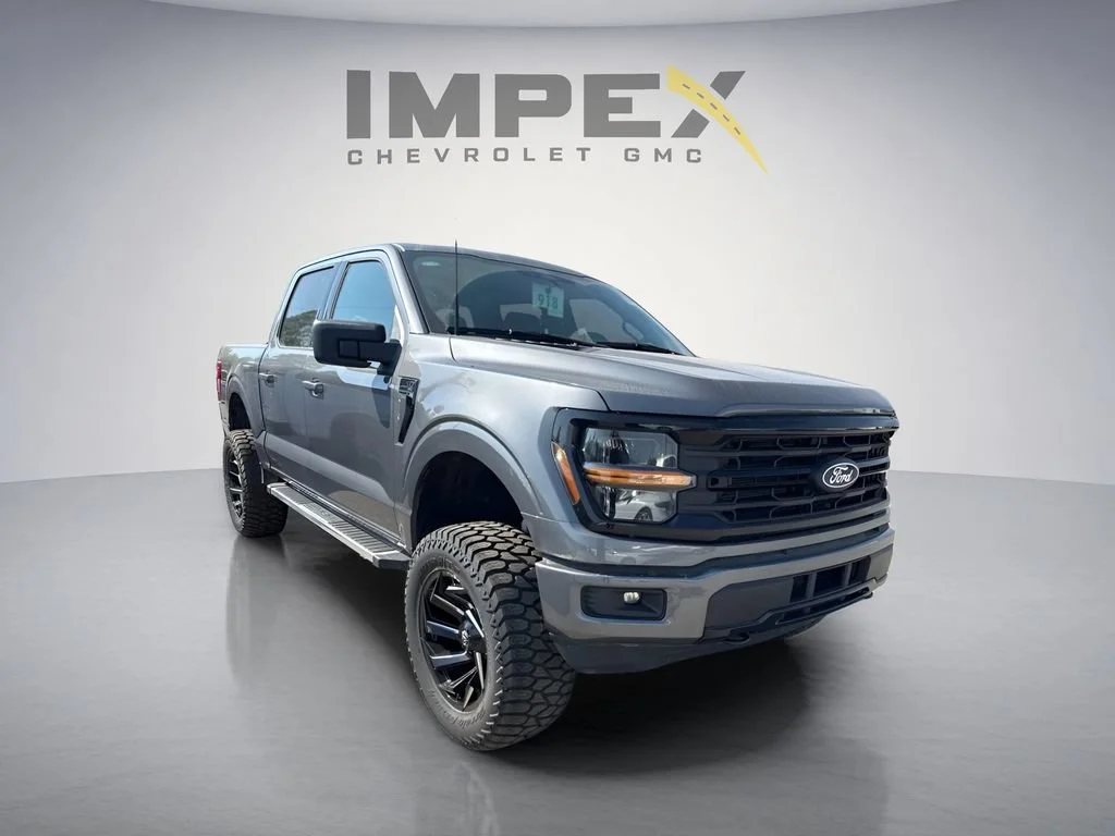 Used 2025 White Ford XLT image 9