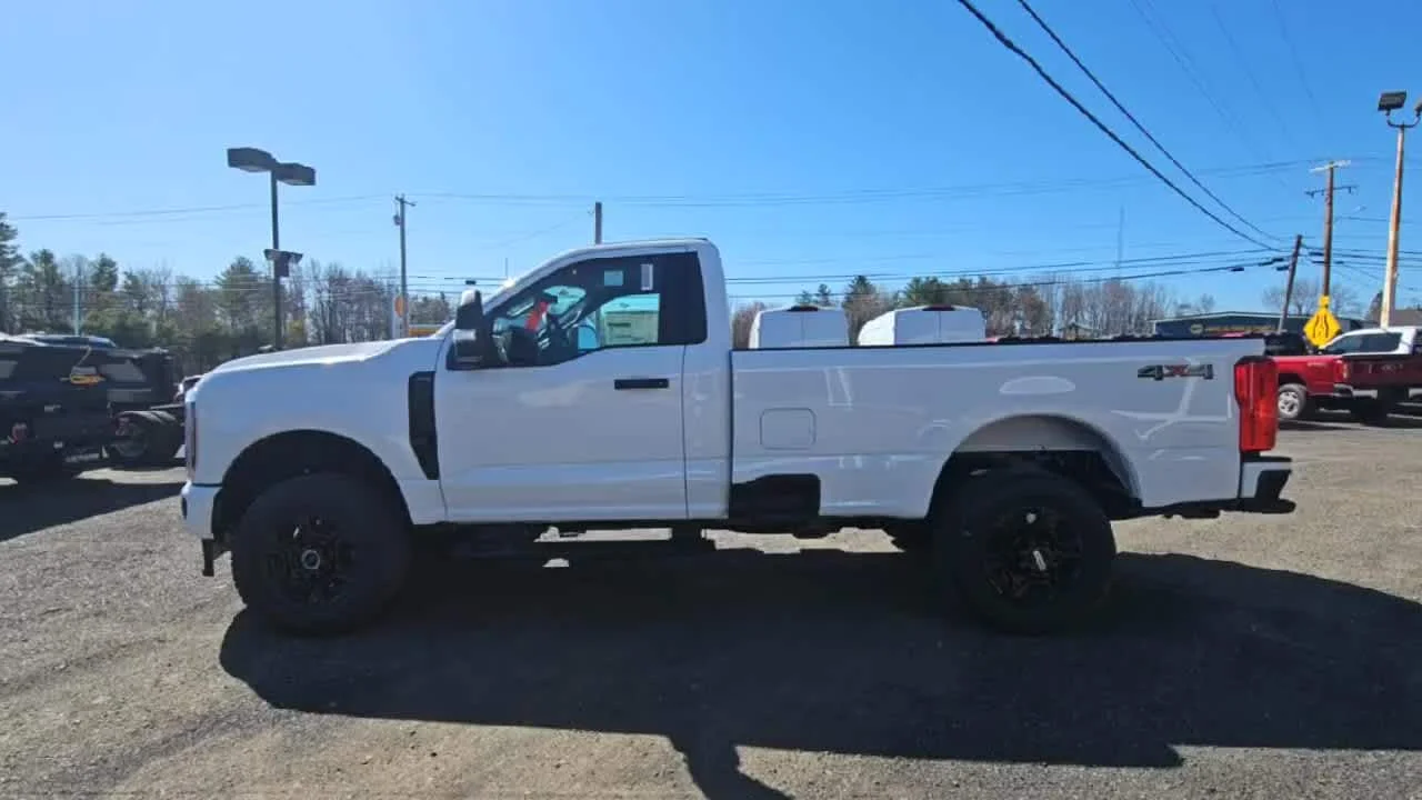 New 2026 Oxford White Ford F-250® XL image 5