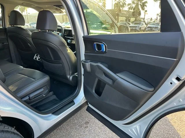 New 2026 White Kia S image 19