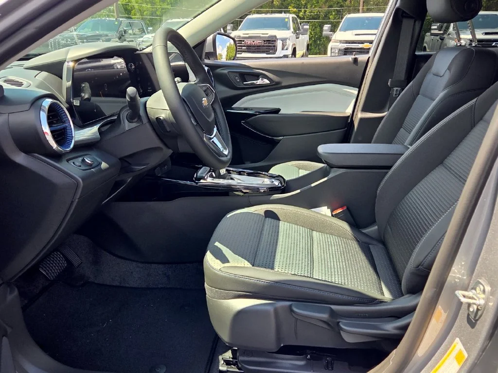 New 2026 Sterling Gray Metallic Chevrolet LT image 29