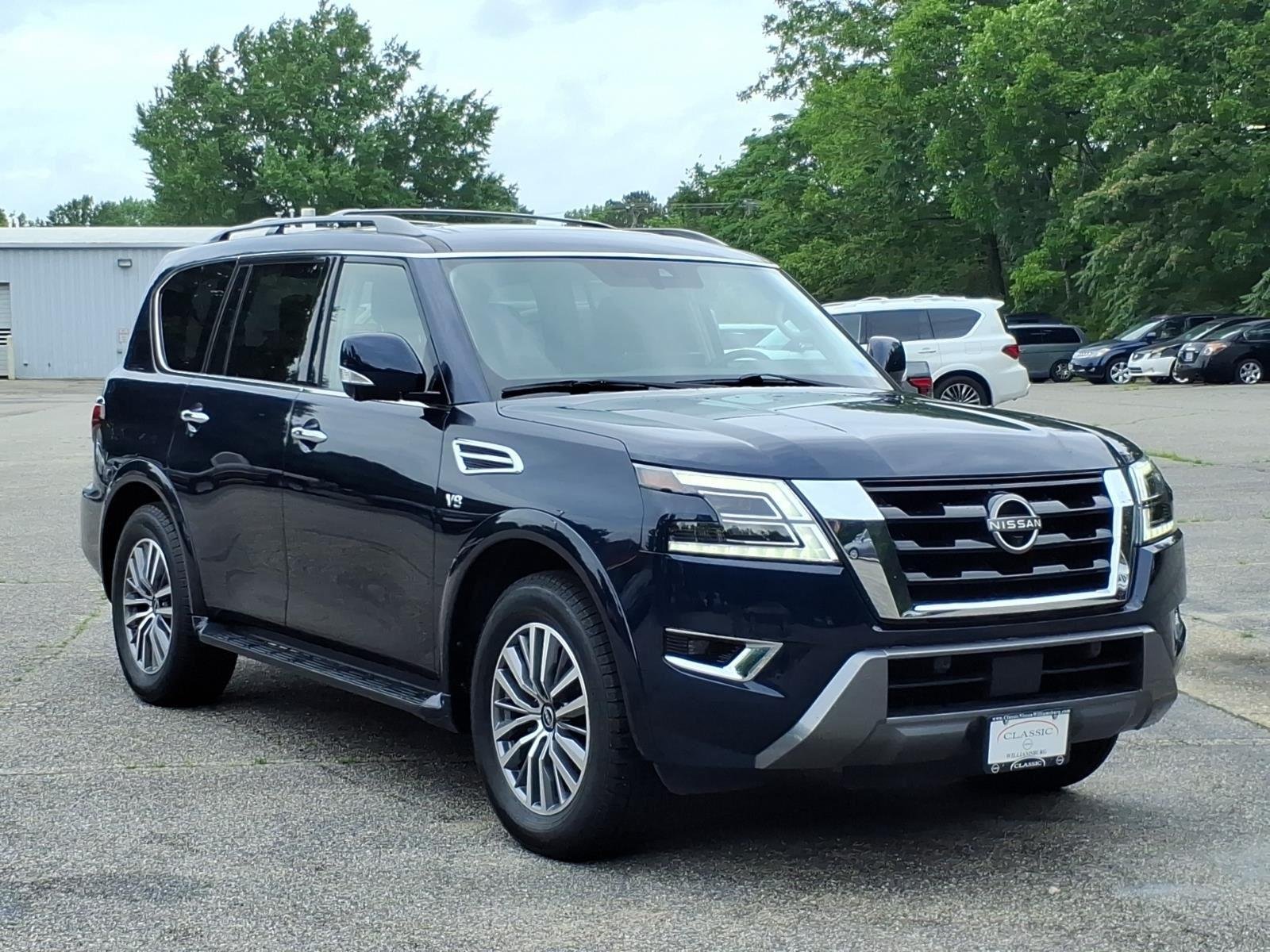 Used 2022 Hermosa Blue Pearl Nissan SL image 5