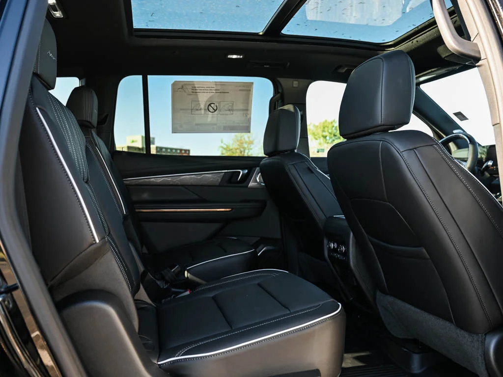 New 2026 Ocean Blue Metallic Buick Avenir image 13