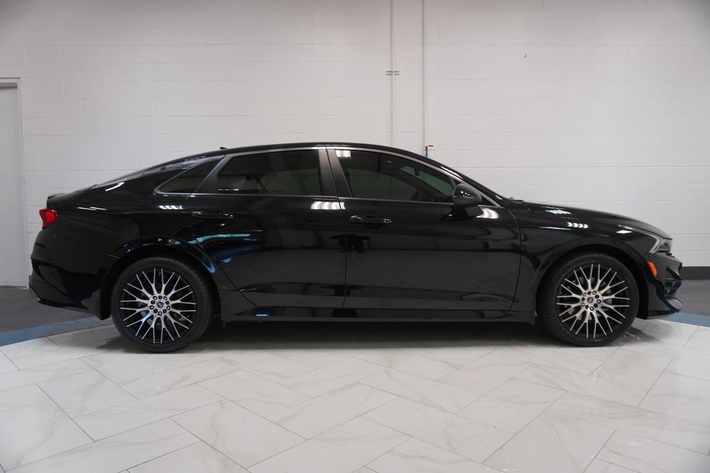 Used 2023 Black Kia GT-Line image 34
