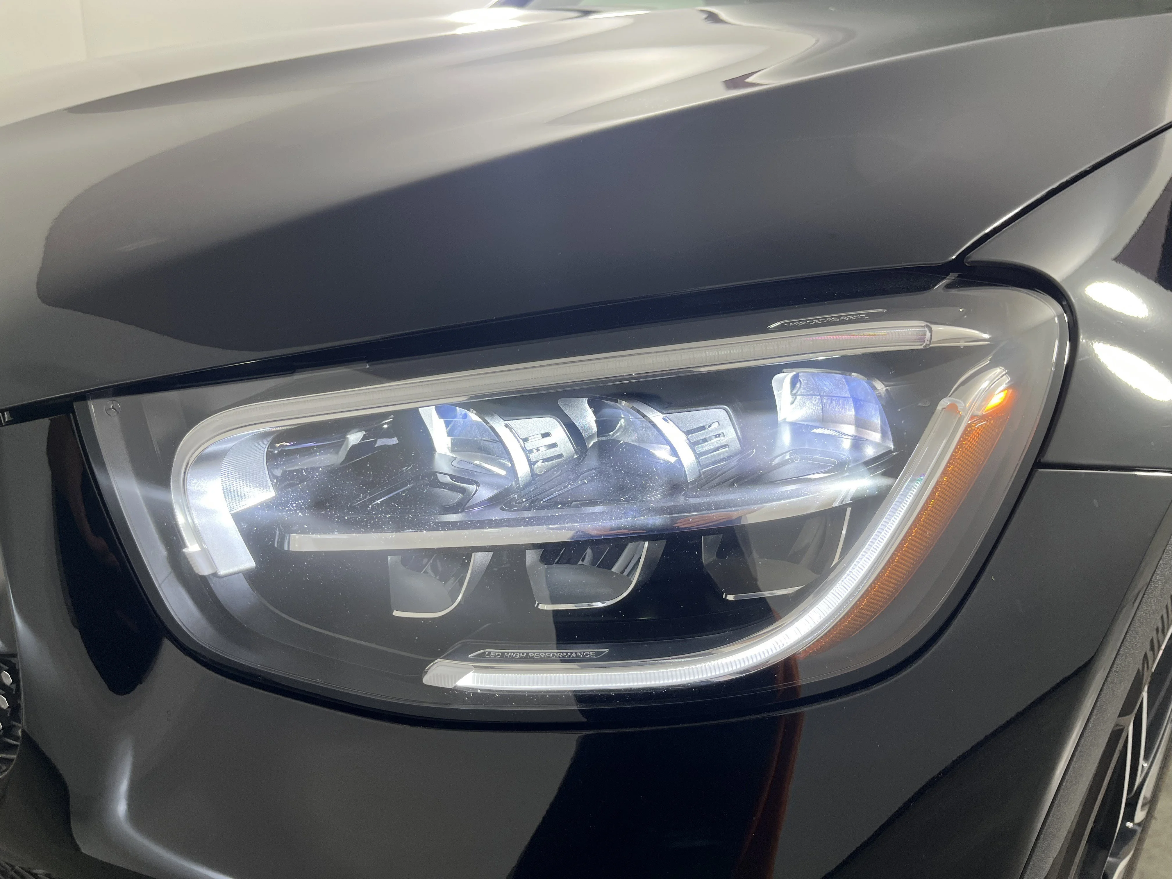 Used 2022 Black Mercedes-Benz GLC 300 image 24