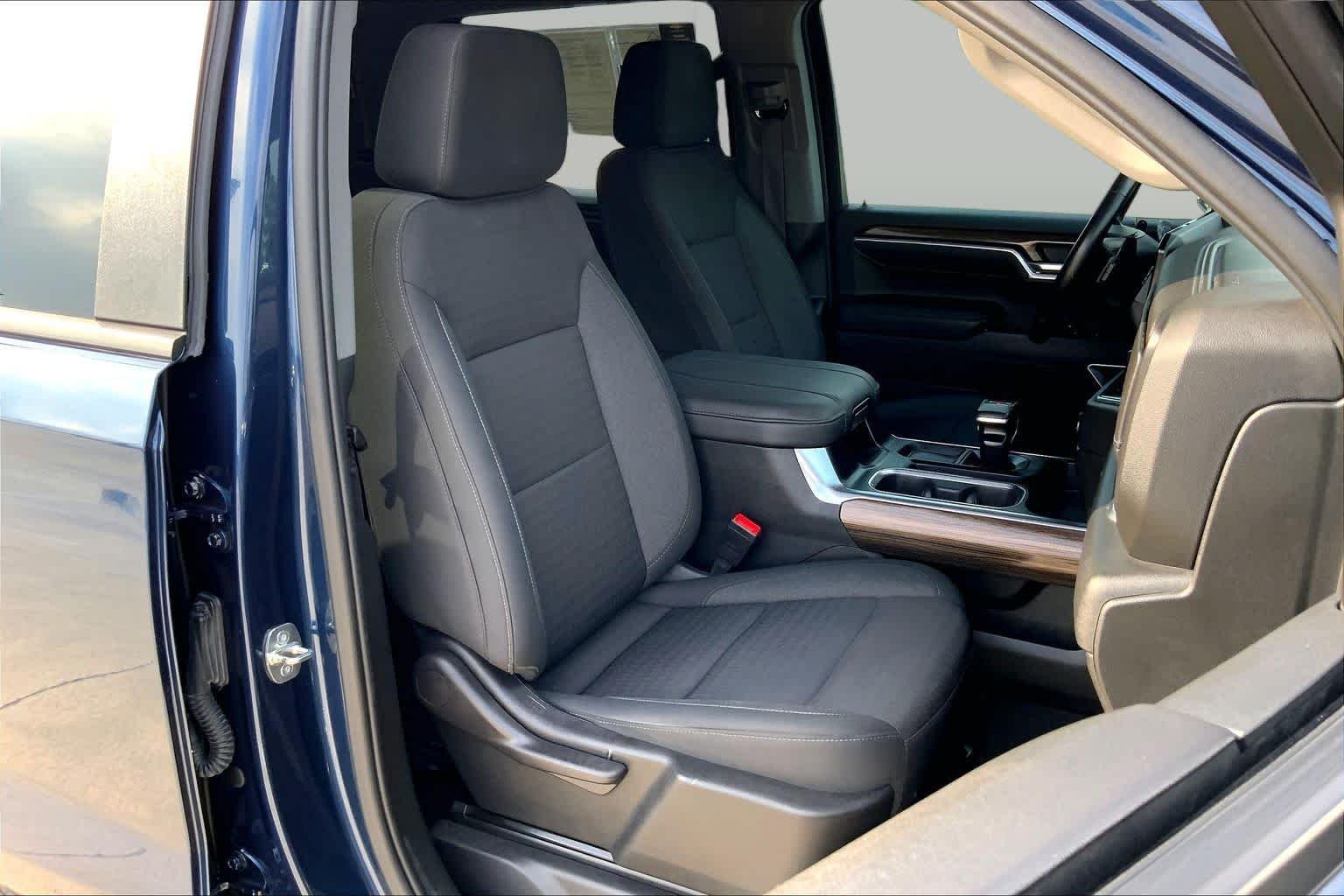 Used 2023 Northsky Blue Metallic Chevrolet RST image 9