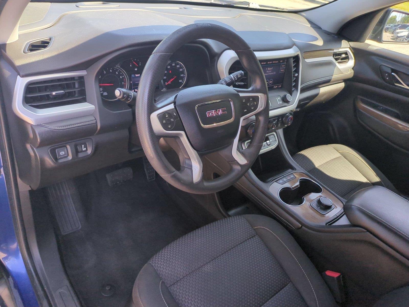 Used 2023 Ultra Blue Metallic GMC SLE image 18