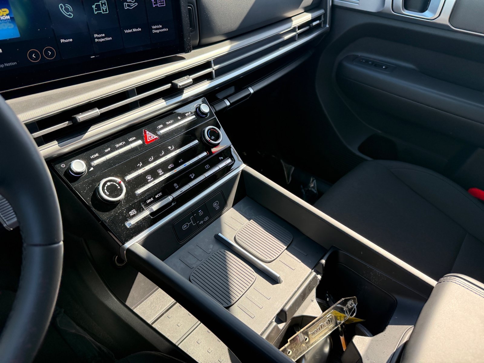 Certified Used 2025 Gray Hyundai SE image 13