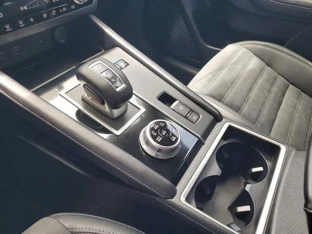 New 2026 Black Nissan SL image 9