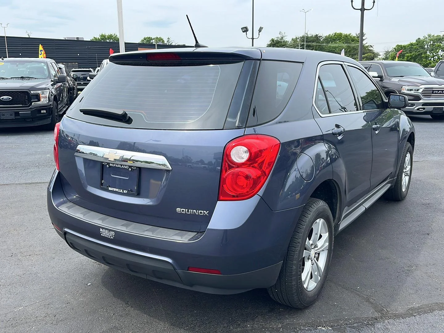Used 2014 Atlantis Blue Metallic Chevrolet LS image 5