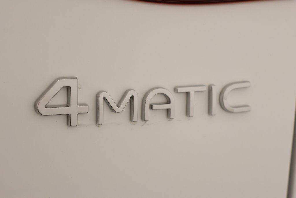 New 2027  Mercedes-Benz 320 SUV image 11
