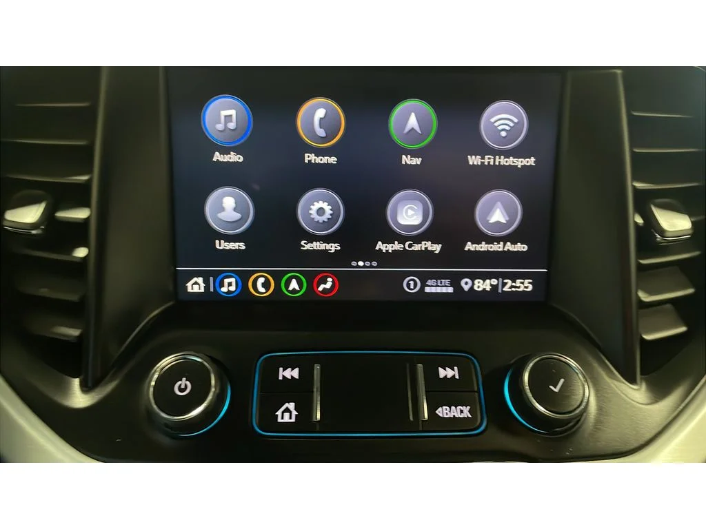 Used 2020 White Frost Tri-Coat GMC SLT image 14