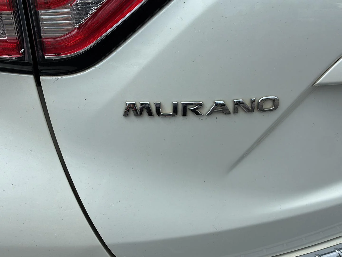Used 2017 Pearl White Nissan SL image 18
