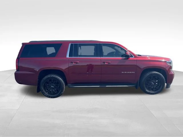 Used 2016 SIREN RED TINTCOAT Chevrolet LT image 7