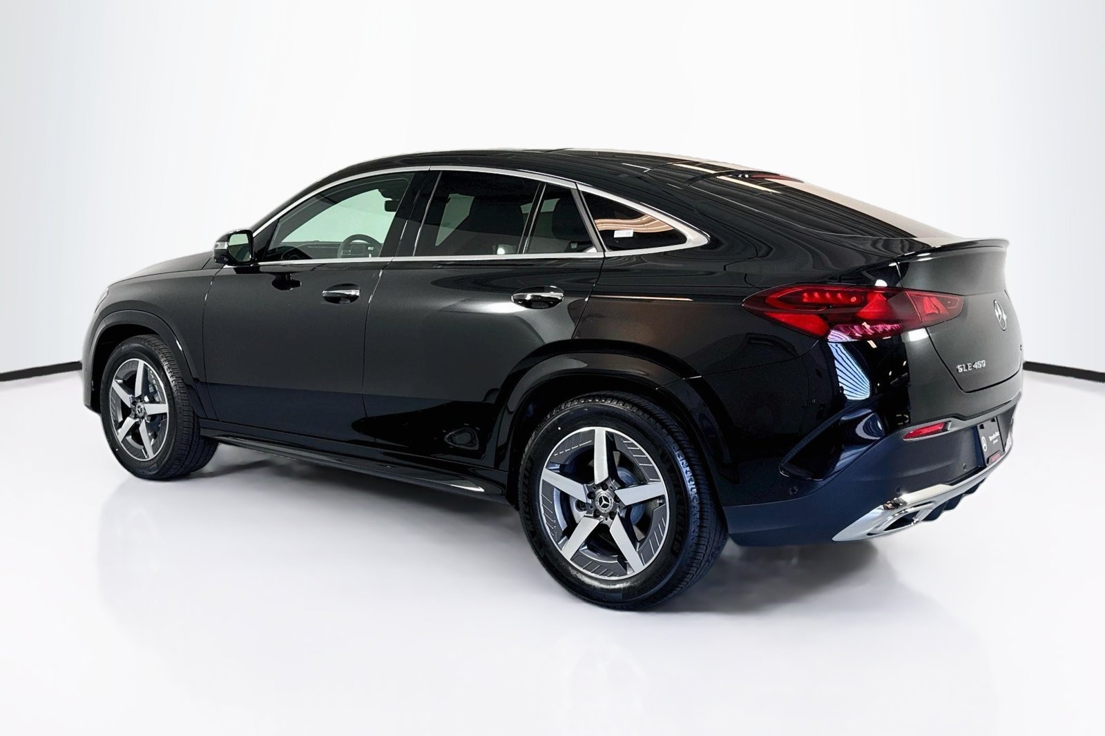 New 2027 Obsidian Black Metallic Mercedes-Benz GLE 450 image 7