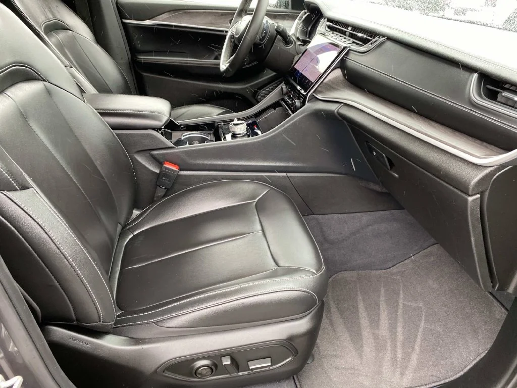Certified Used 2023 Gray Jeep Limited image 22