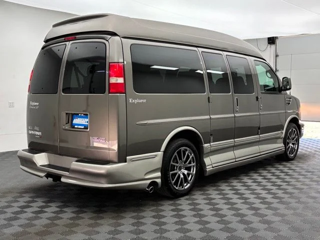 Used 2012 Special Paint GMC Explorer Limited SE image 8