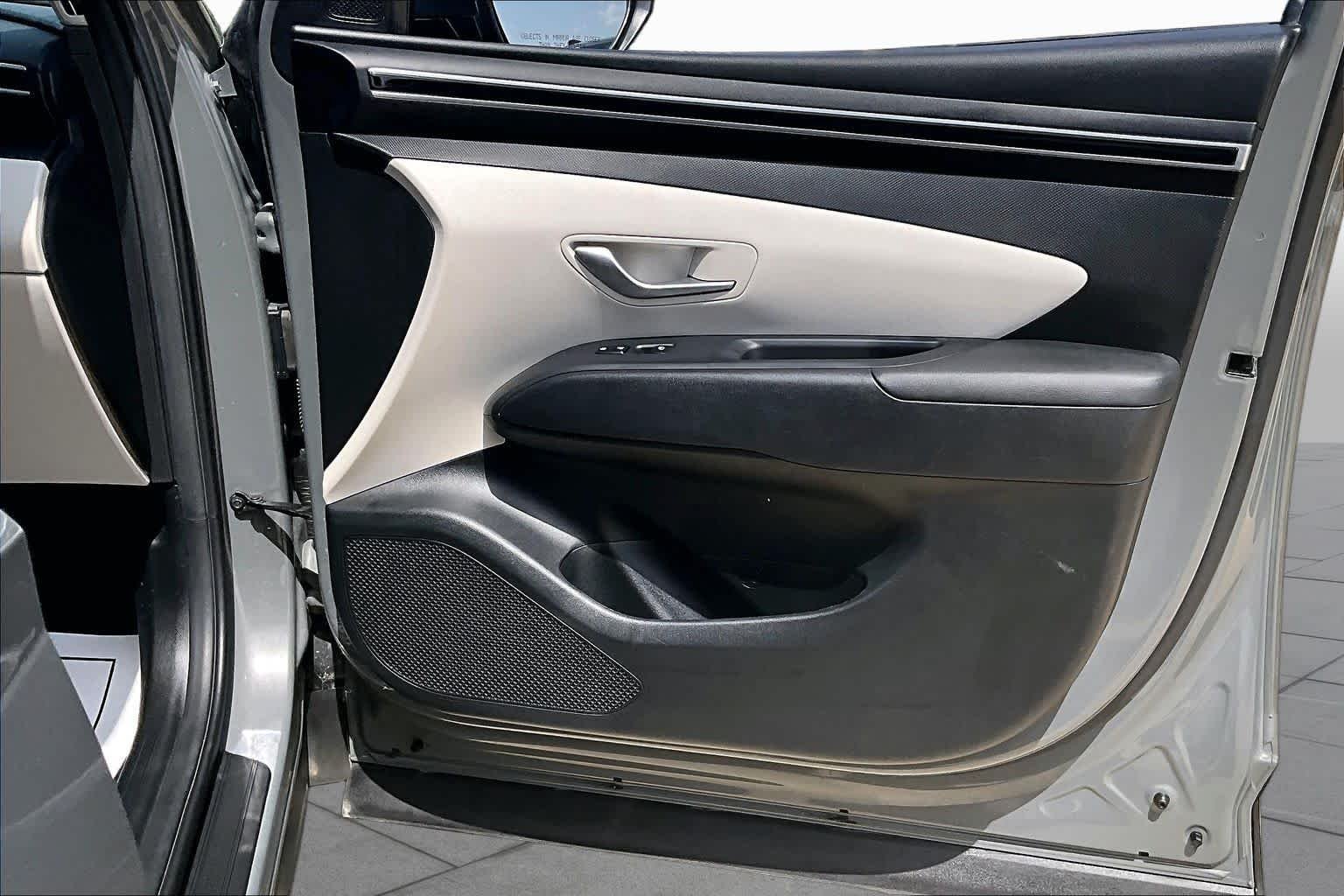 Used 2024 Hampton Gray Hyundai SE image 21