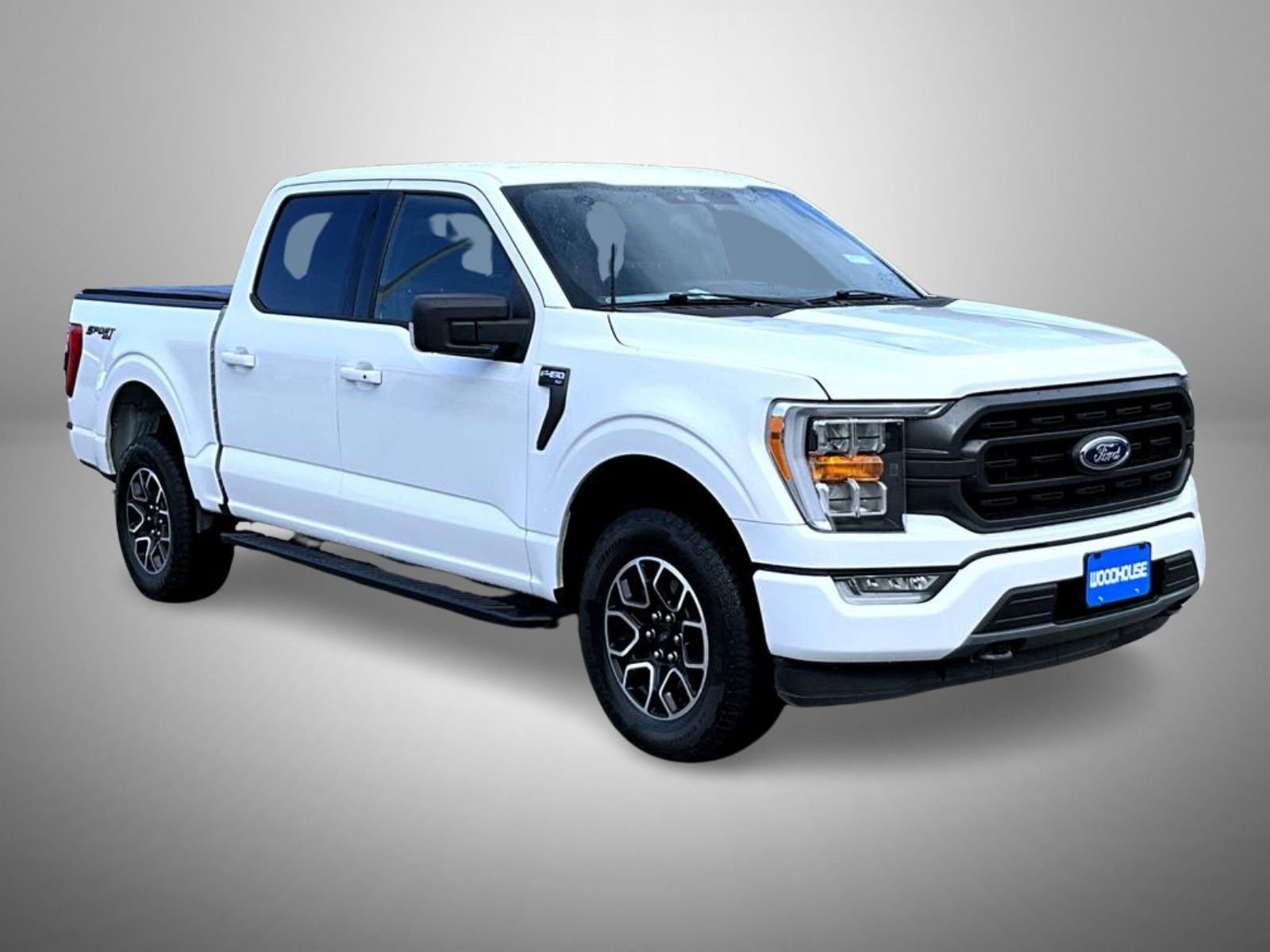 Used 2021 White Ford XLT image 3