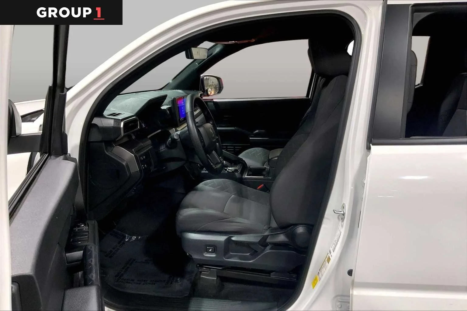 Used 2025 Ice Cap Toyota SR5 image 8