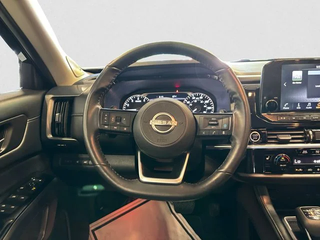 Used 2024 Super Black Nissan SL image 13