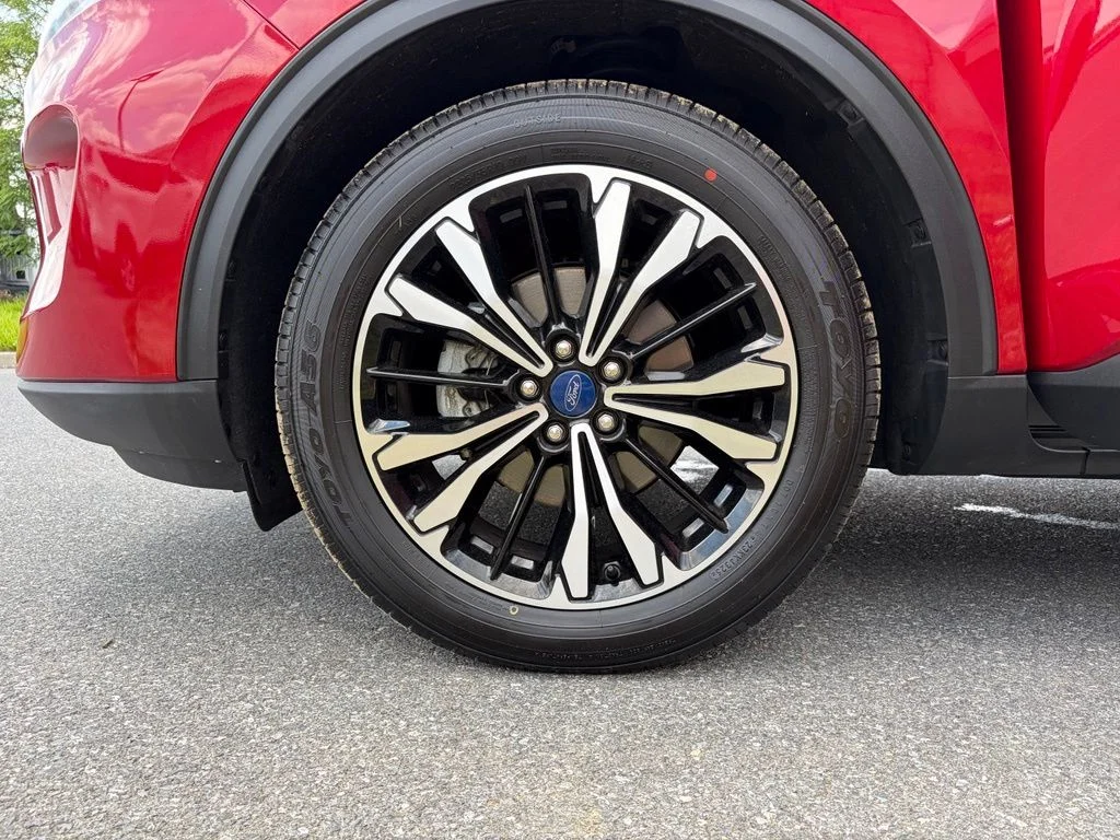 Certified Used 2022 Red Metallic Ford SEL image 65