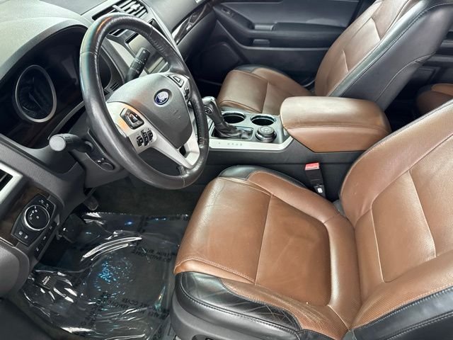 Used 2014 Black Ford Limited image 24
