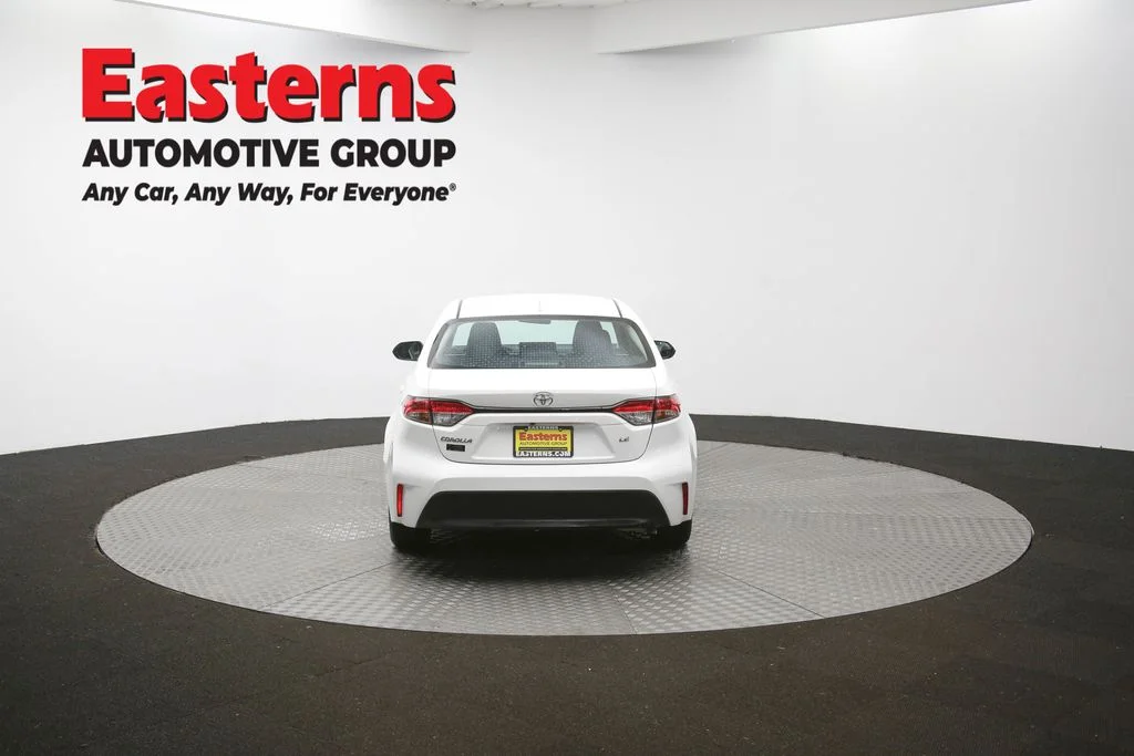 Used 2024 White Toyota LE image 35