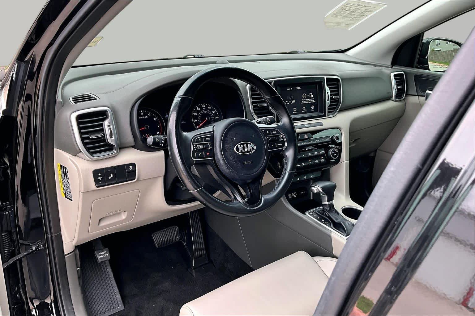 Used 2019 Black Cherry Kia EX image 18