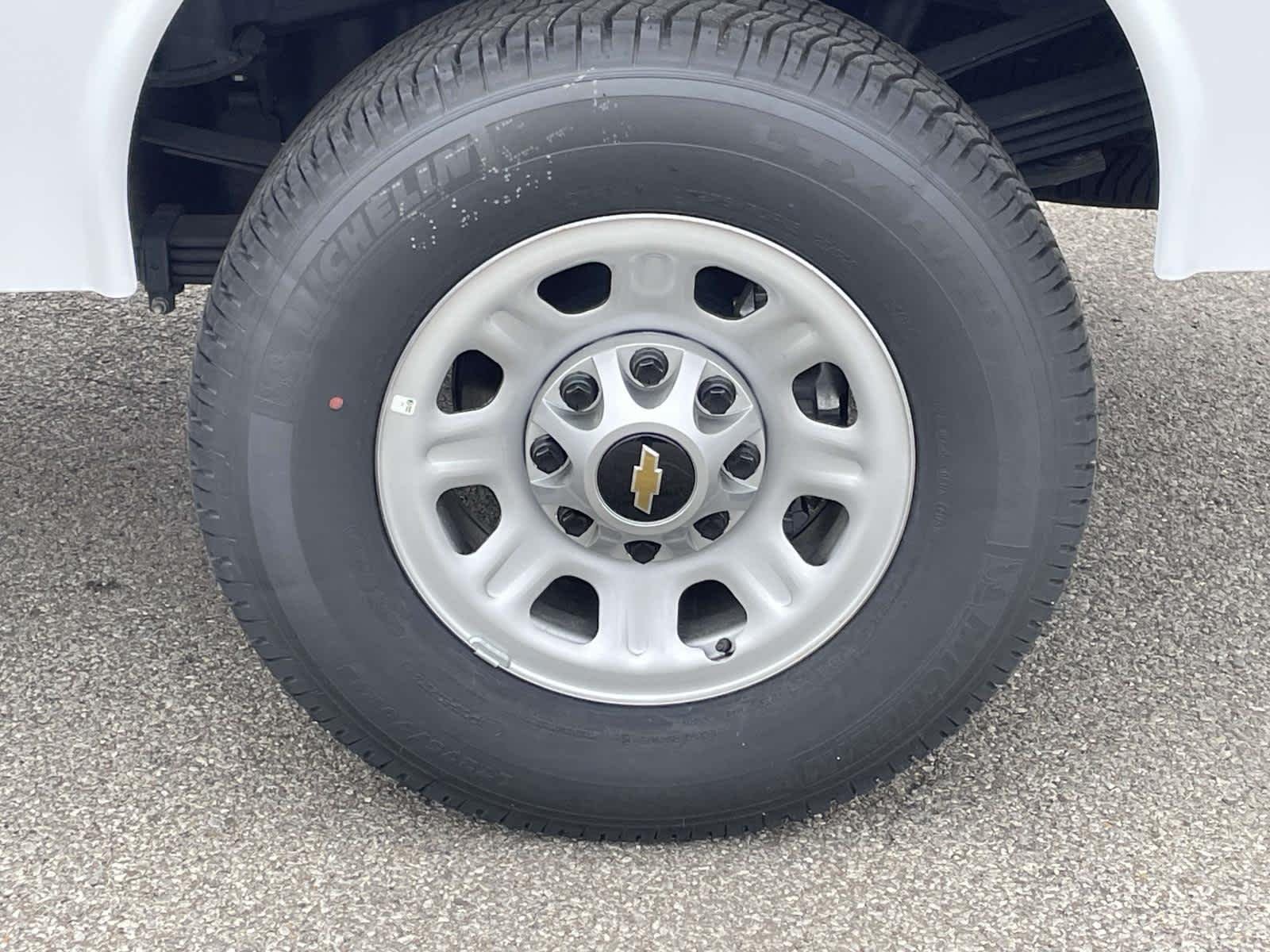2025 Chevrolet Silverado 3500 HD Work Truck - Photo 11