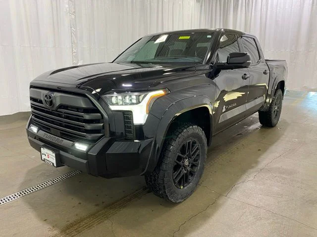 2026 Toyota Tundra Limited - Photo 8